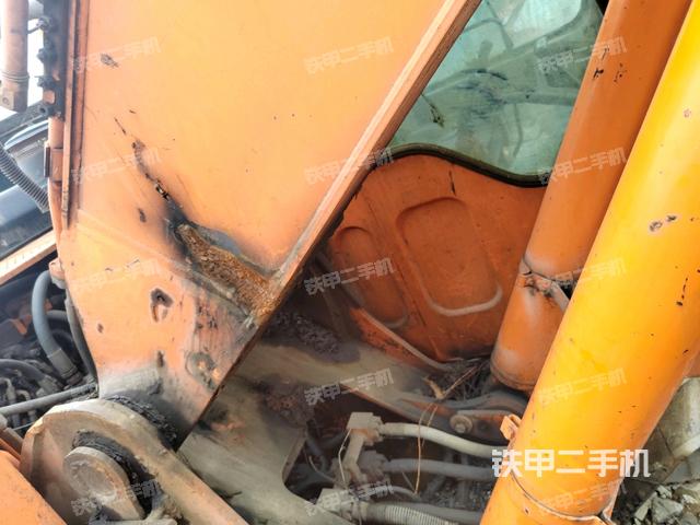 大臂根部?斜視（工作和回轉(zhuǎn)裝置）