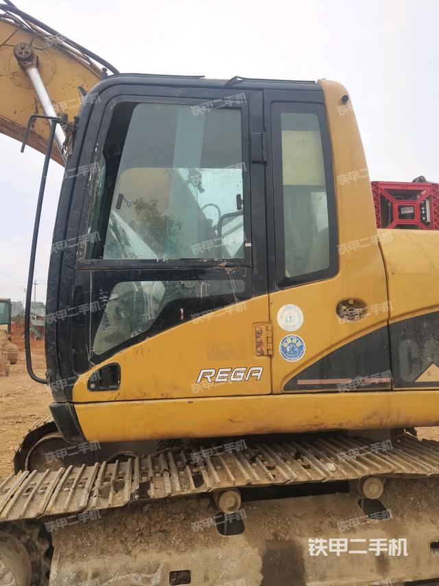 駕駛室左后45度（駕駛室部分）