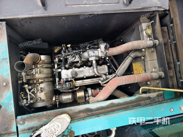 發(fā)動機(jī)室(上車部件) 發(fā)動機(jī)室(上車部件)