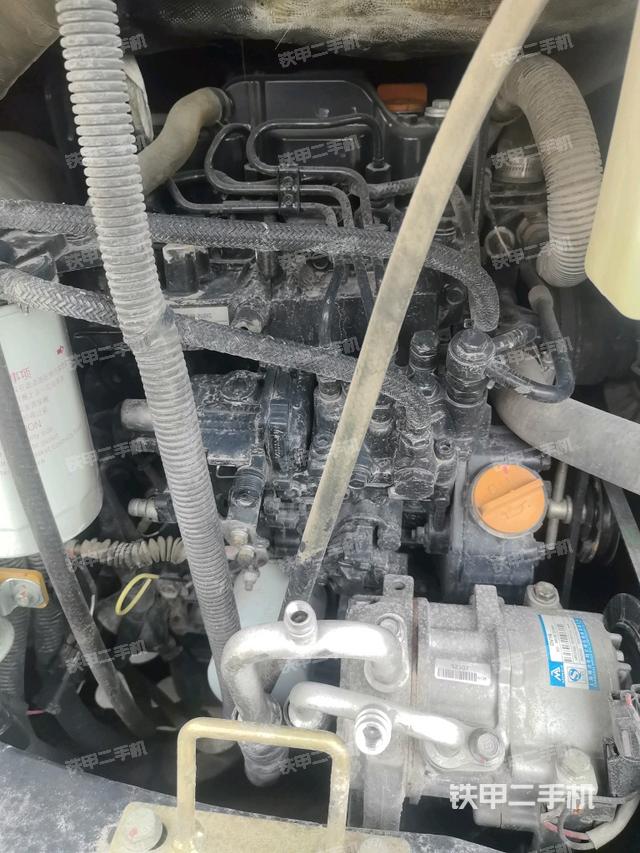 發(fā)動機室(上車部件) 發(fā)動機室(上車部件)