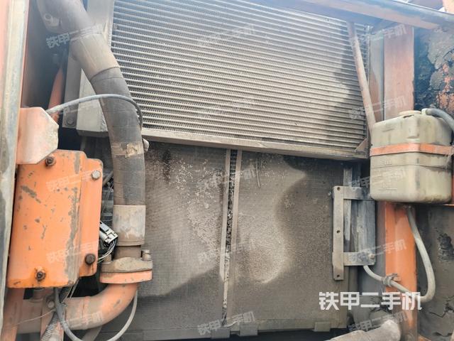 液壓泵室（大件艙室）