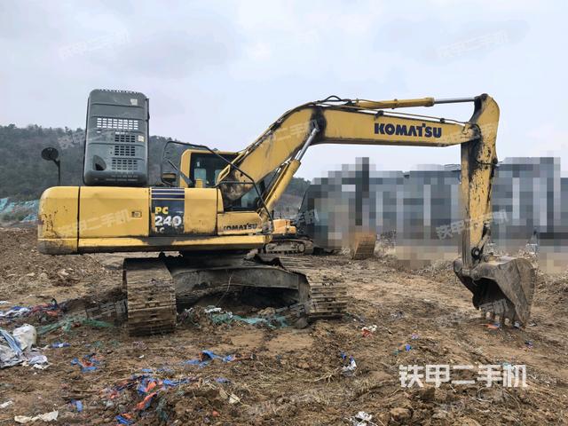 右前45(整機(jī)外觀) 右前45(整機(jī)外觀)