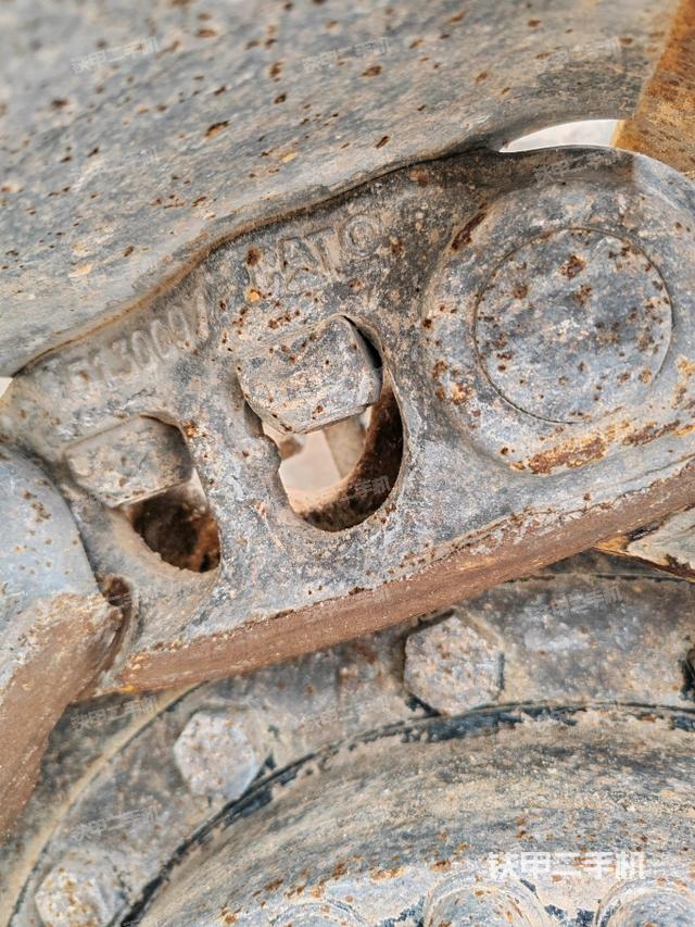 右側(cè)履帶整體（行走機構(gòu)）