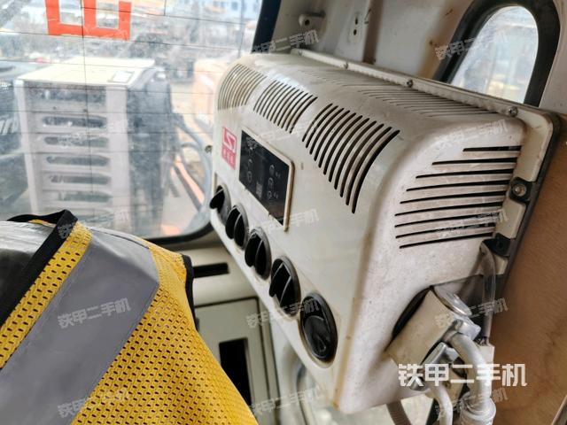 座椅后部（駕駛室部分）