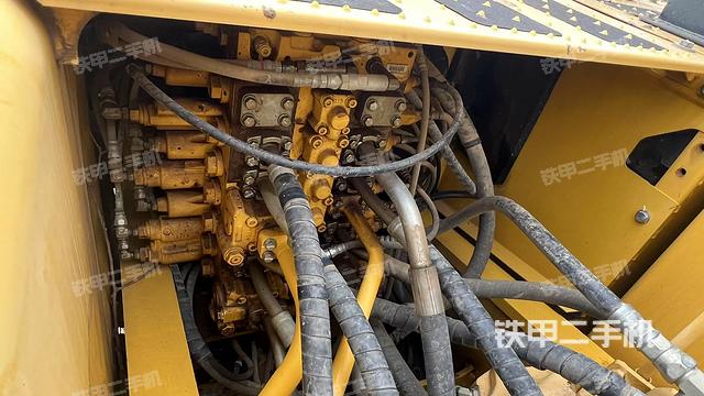 分配閥（上車部件）