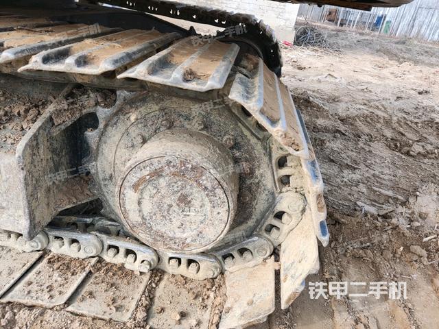 右驅(qū)動(dòng)輪(行走機(jī)構(gòu)) 右驅(qū)動(dòng)輪(行走機(jī)構(gòu))