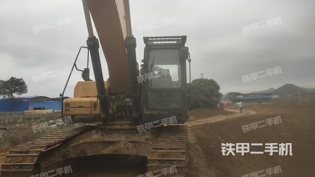 駕駛室頂部（整機(jī)外觀）