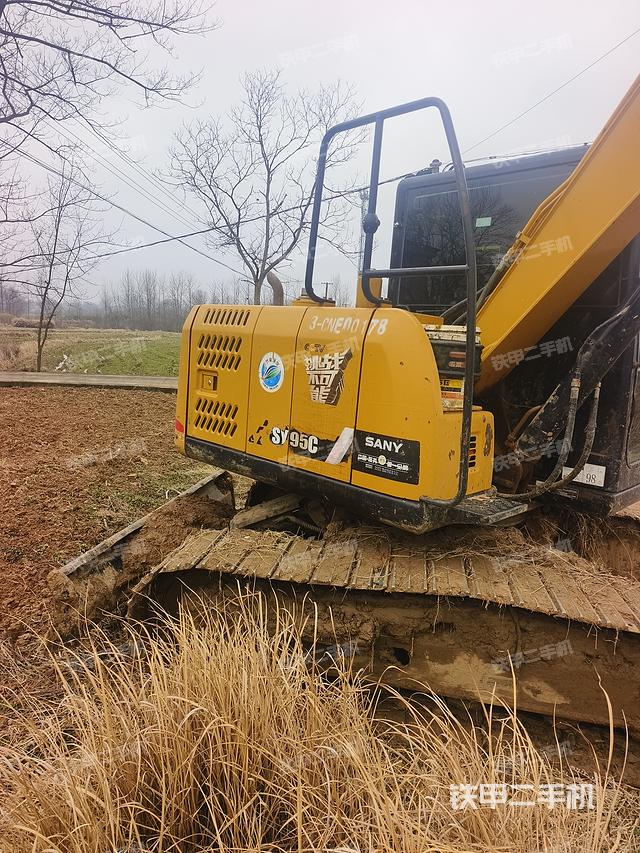 单侧履带整体（整机外观）