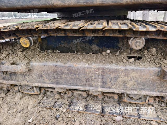 右側(cè)履帶整體（行走機(jī)構(gòu)）