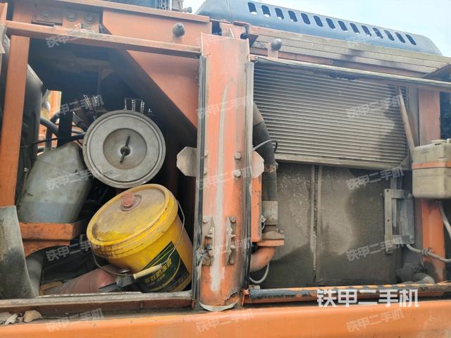 散熱器正面（大件艙室）