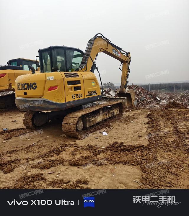 整機右后45°（整機外觀）