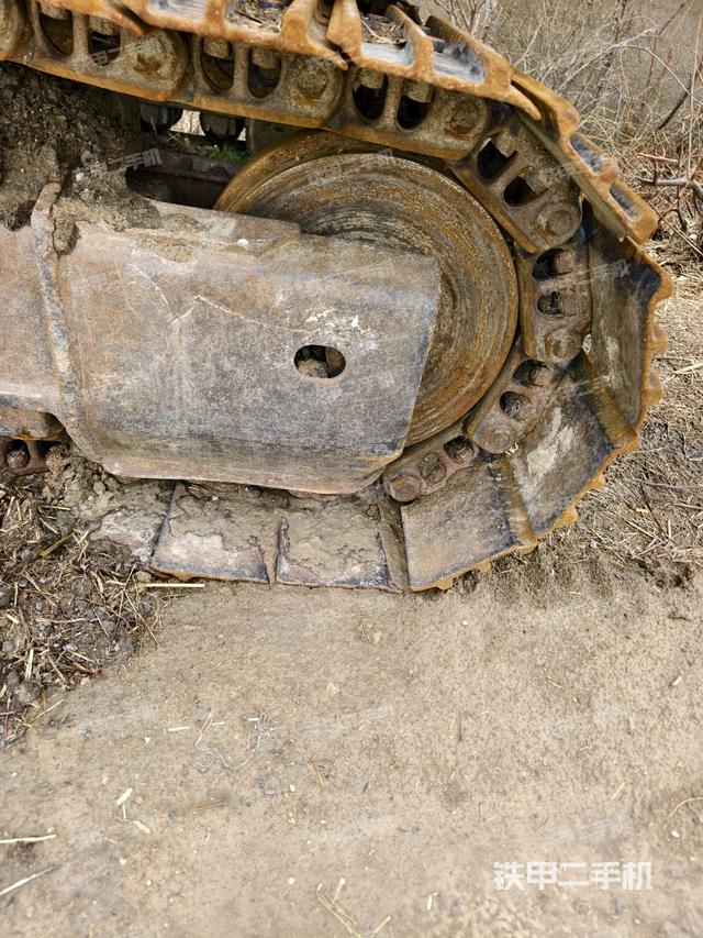 左驅(qū)動(dòng)輪（行走機(jī)構(gòu)）