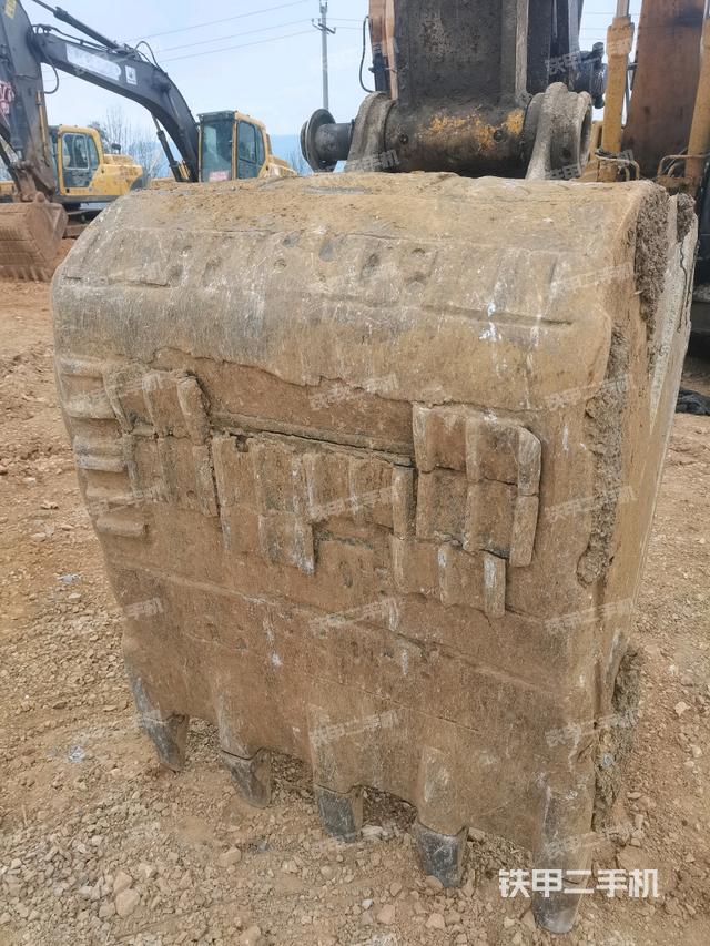 小臂整體左后（工作和回轉(zhuǎn)裝置）