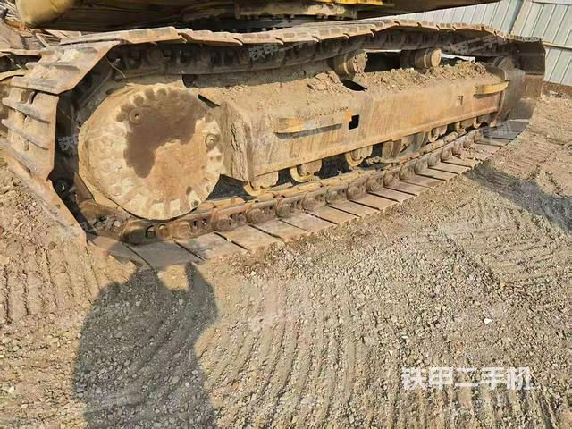 单侧履带整体（整机外观）