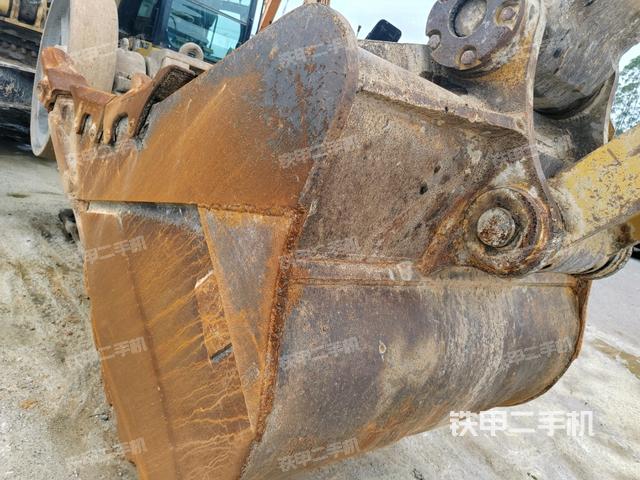 大臂整體?右側(cè)（工作和回轉(zhuǎn)裝置）