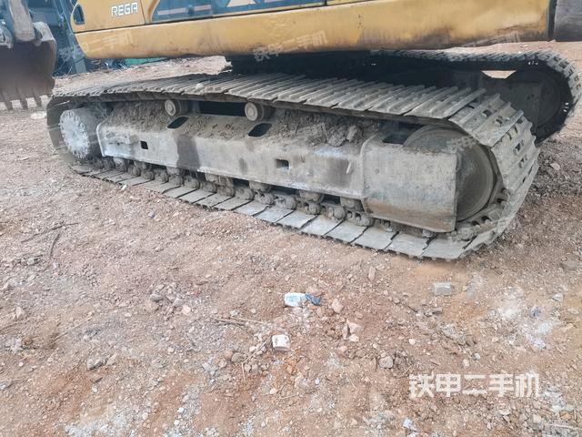 左側(cè)履帶整體?（行走機構(gòu)）