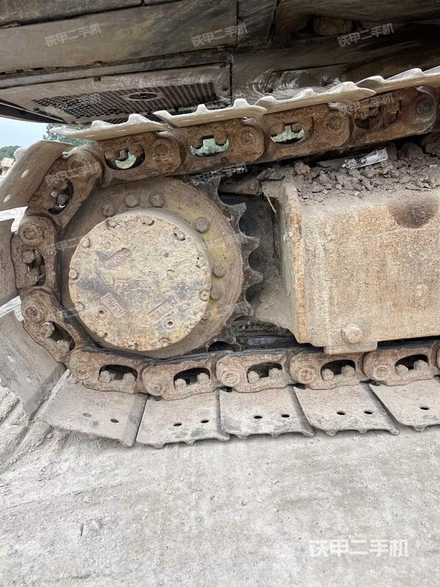 單側履帶整體（整機外觀）