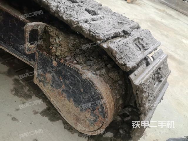 右側行走馬達蓋板(行走機構) 右側行走馬達蓋板(行走機構)