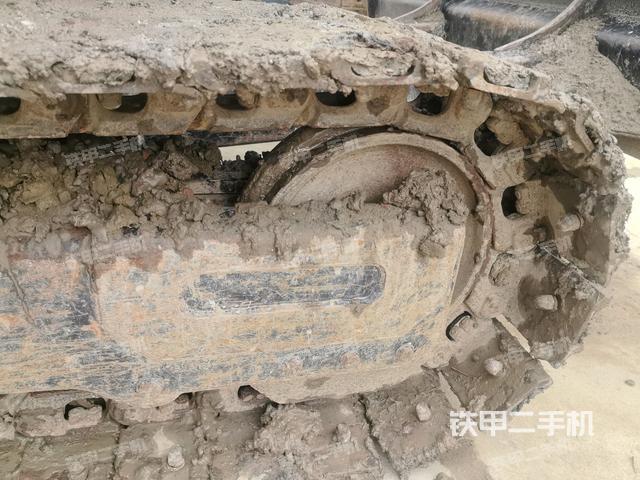 右導向輪(行走機構) 右導向輪(行走機構)