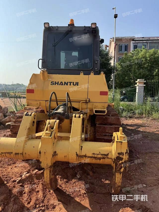 整機(jī)左側(cè)（設(shè)備外觀及核心部件）