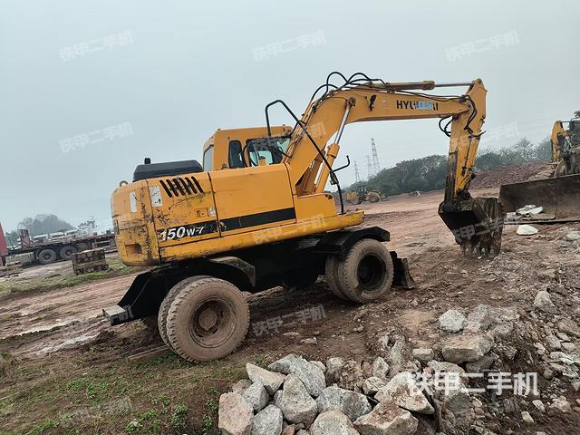 整機(jī)右后45°(整機(jī)外觀) 整機(jī)右后45°(整機(jī)外觀)