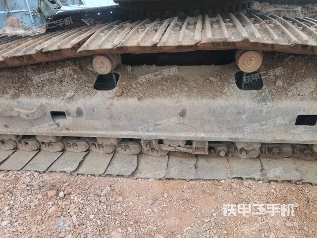 左側(cè)行走馬達蓋板（行走機構(gòu)）