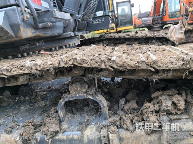 右側(cè)行走馬達(dá)蓋板（行走機(jī)構(gòu)）