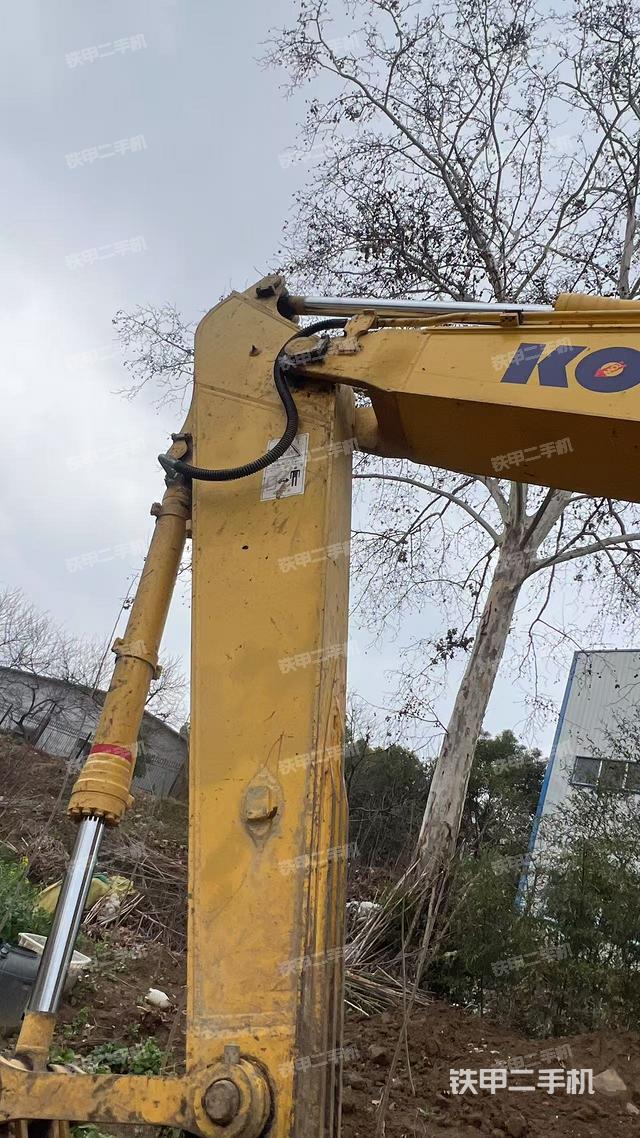 小臂整體左后（工作和回轉(zhuǎn)裝置）