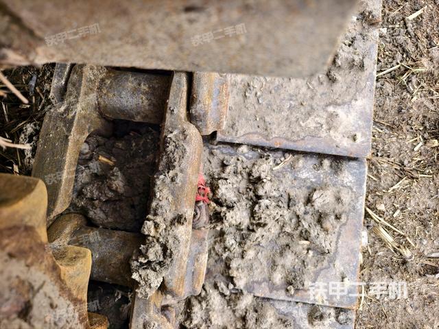 右側(cè)行走馬達(dá)蓋板（行走機(jī)構(gòu)）