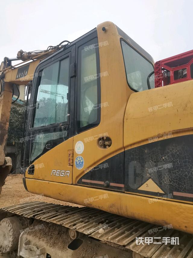 駕駛室正側(cè)（駕駛室部分）