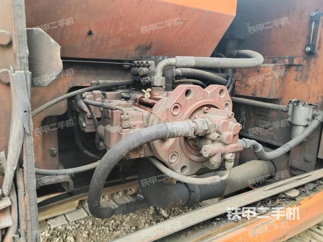 液壓泵斜45?左（大件艙室）