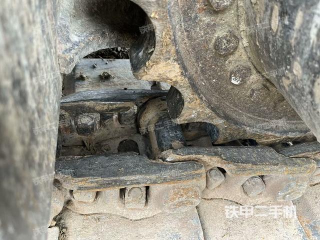 右側(cè)行走馬達(dá)蓋板(行走機(jī)構(gòu)) 右側(cè)行走馬達(dá)蓋板(行走機(jī)構(gòu))