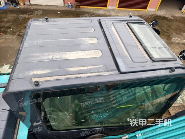 駕駛室頂部俯視(上車部件) 駕駛室頂部俯視(上車部件)
