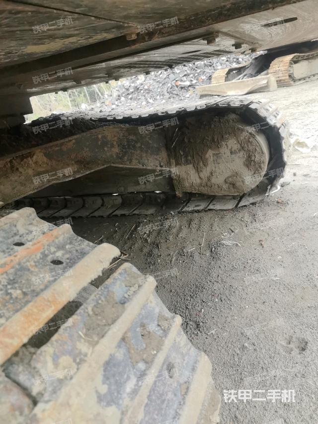 右側(cè)行走馬達(dá)蓋板（行走機(jī)構(gòu)）