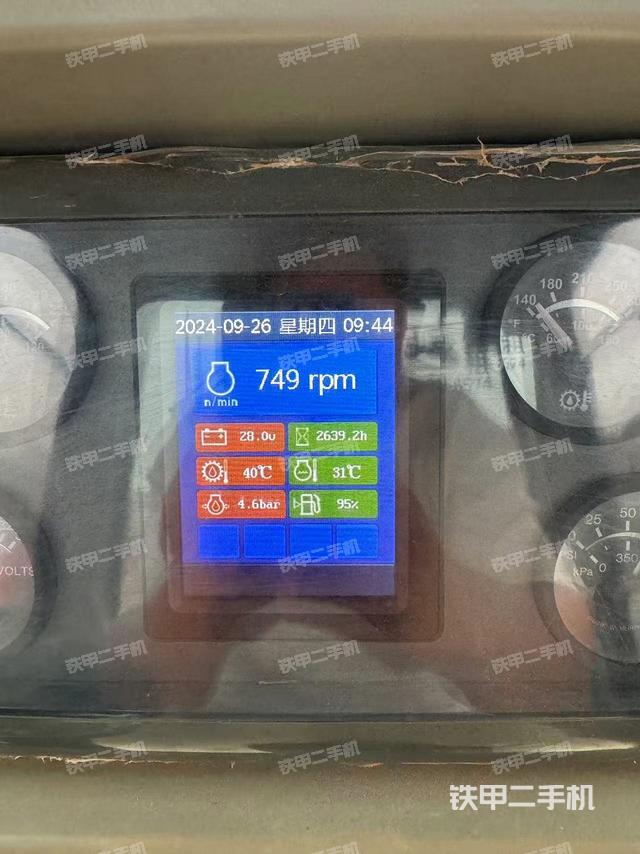 整機(jī)右側(cè)（設(shè)備外觀及核心部件）