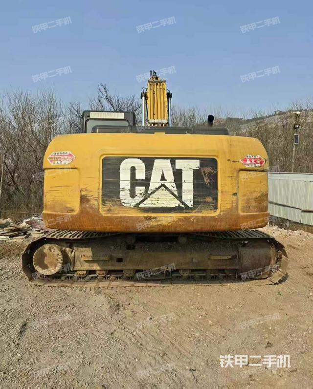 驾驶室顶部（整机外观）