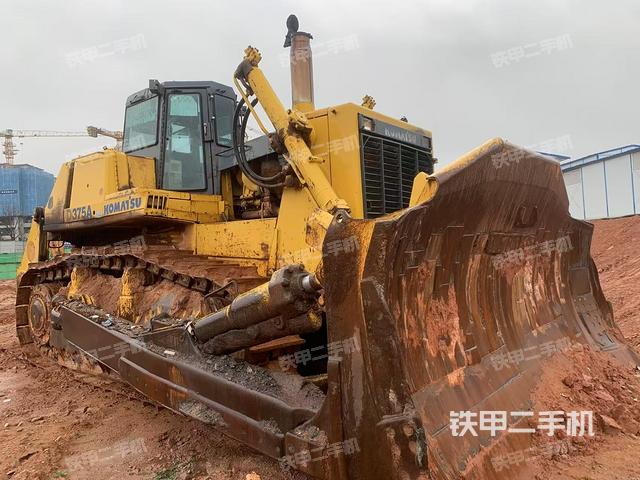 整機左側(cè)(設備外觀及核心部件) 整機左側(cè)(設備外觀及核心部件)