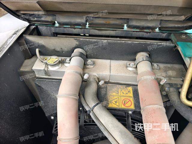 水箱+風(fēng)扇特寫(上車部件) 水箱+風(fēng)扇特寫(上車部件)