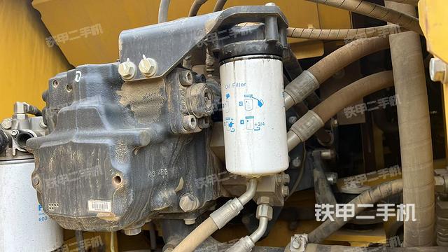 液壓泵斜45?右（大件艙室）