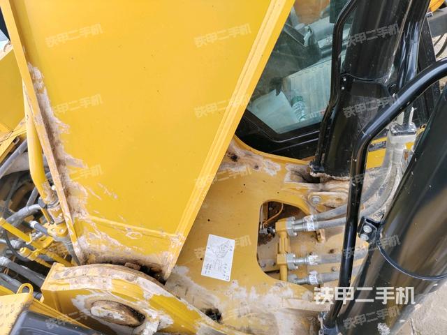 鏟斗右后整體（工作和回轉(zhuǎn)裝置）