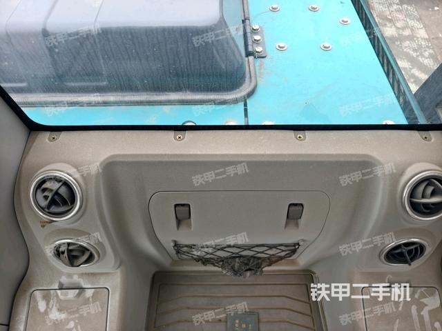 座椅后部(駕駛室部分) 座椅后部(駕駛室部分)
