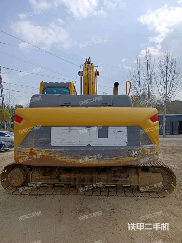 駕駛室頂部（整機(jī)外觀）