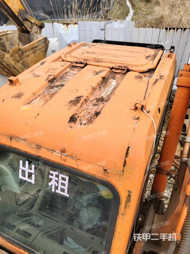 駕駛室頂部俯視（上車部件）