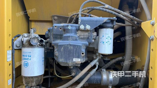 液壓泵斜45?左（大件艙室）