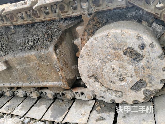 左側(cè)履帶整體?（行走機構(gòu)）