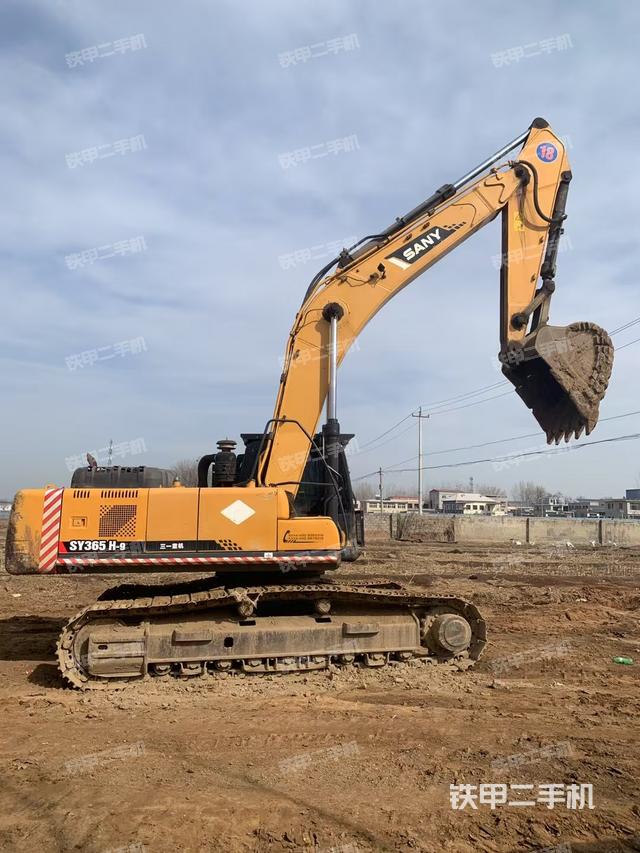 整機右后45°（整機外觀）