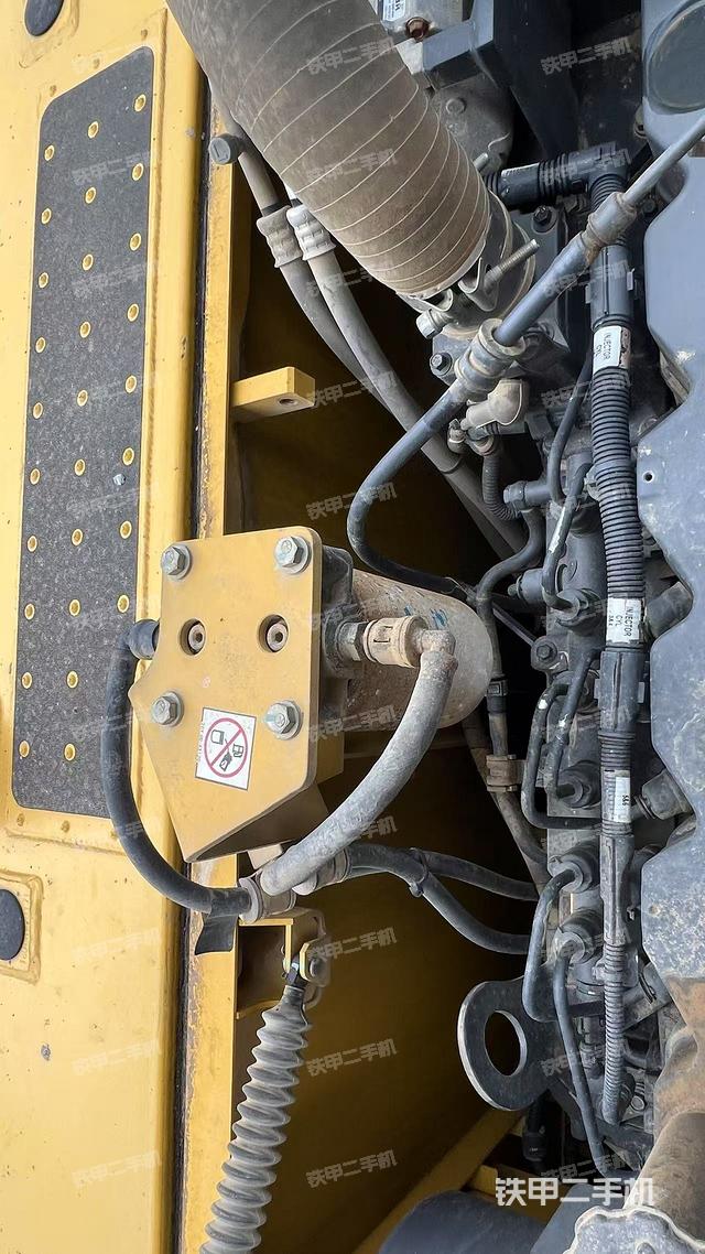 氣門室蓋螺絲特寫（上車部件）