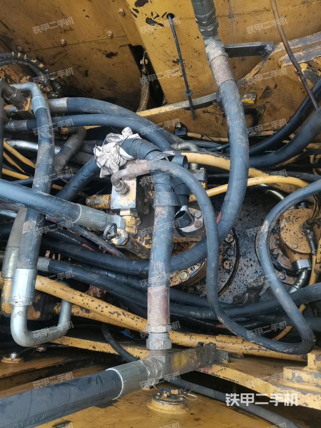 回轉(zhuǎn)馬達（上車部件）