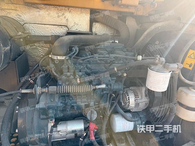 发动机整体俯视（整机外观）