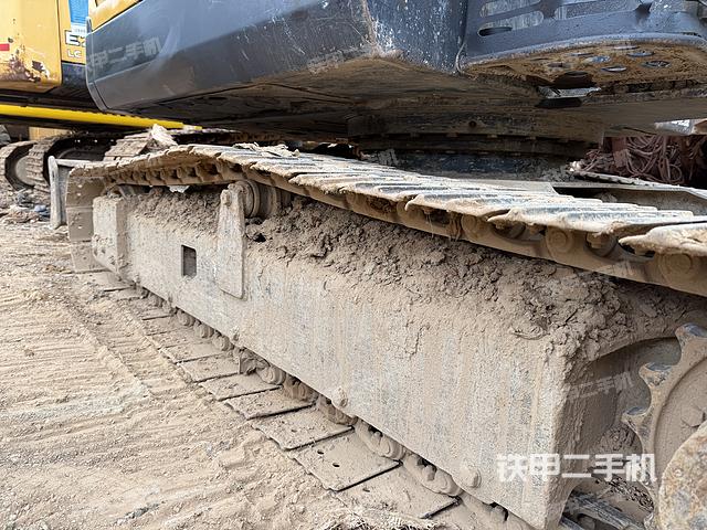 单侧履带整体（整机外观）